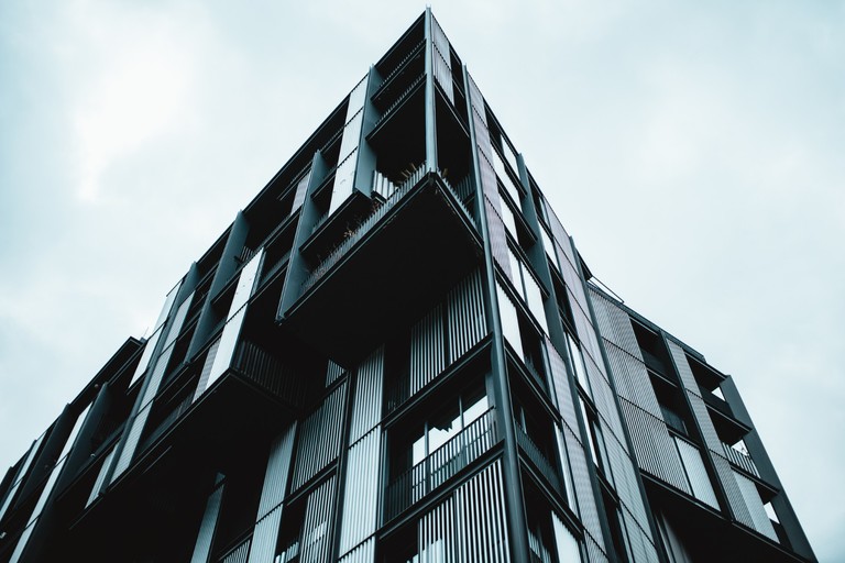 Proyecto de edificio con fachada moderna